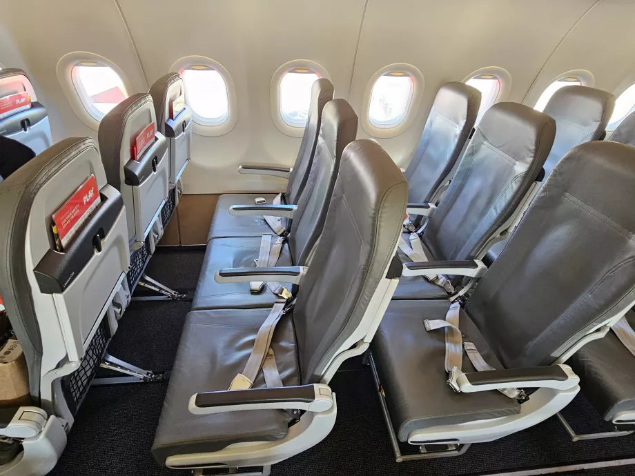 Seats on the plane PLAY