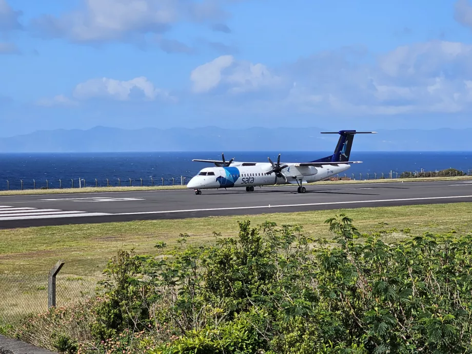 SATA aircraft at Pico airport