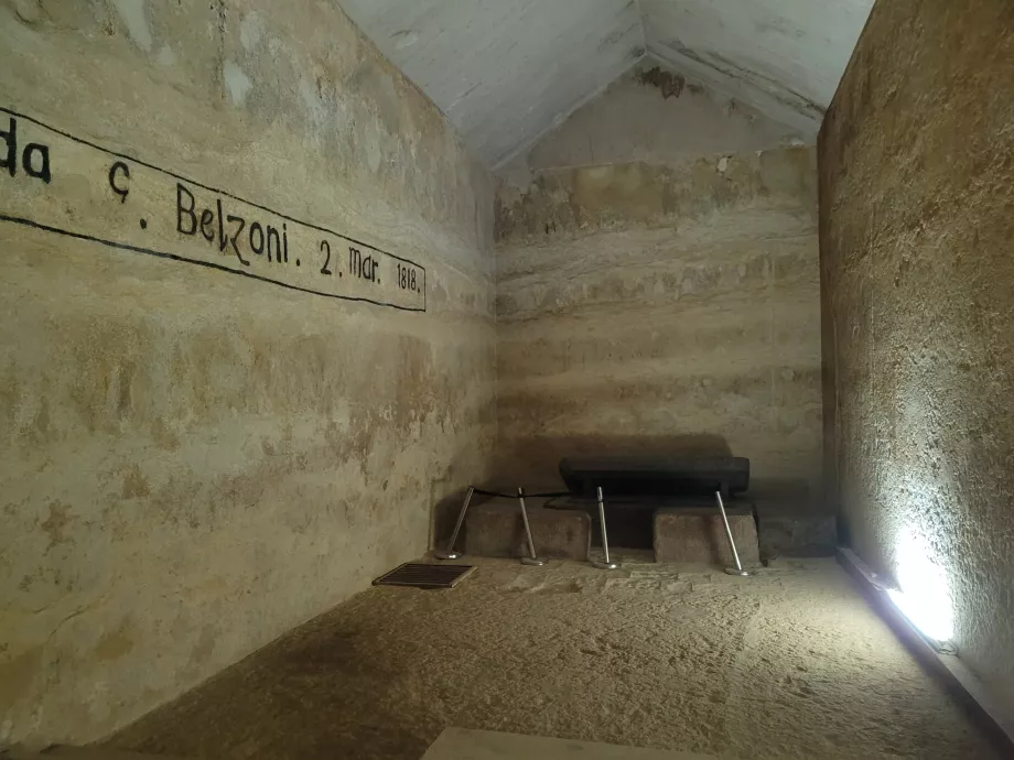 Tomb in the Pyramid of Rachef