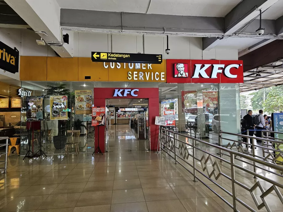 KFC in front of the arrival hall