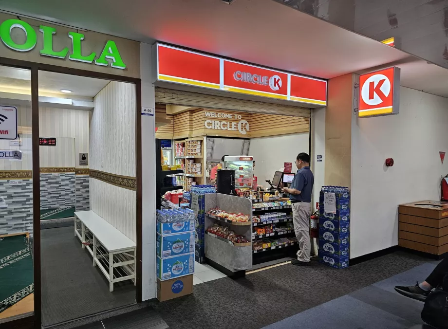 Circle K, transit section