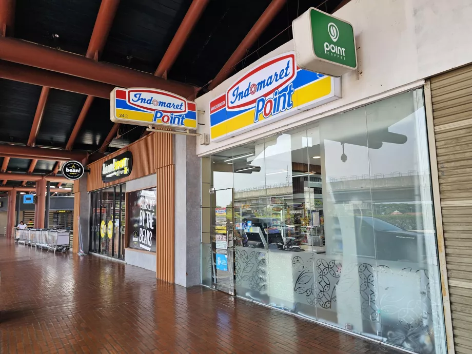 Indomaret, Terminal 2, public area