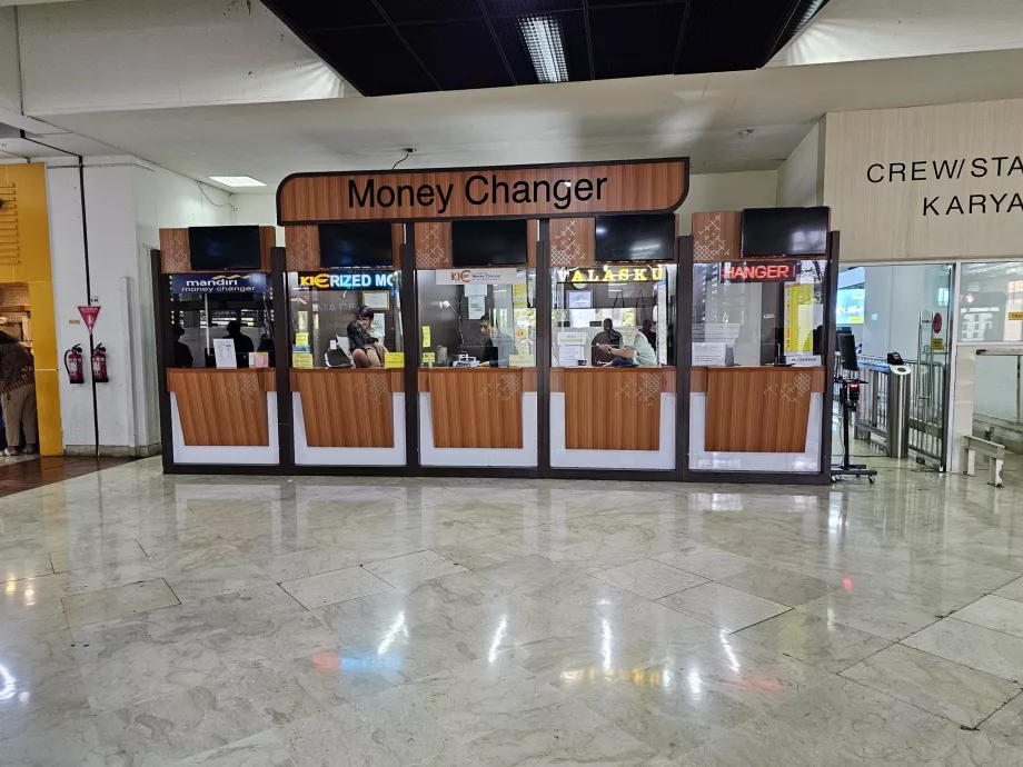 Currency Exchange, Arrivals Hall, Terminal 2