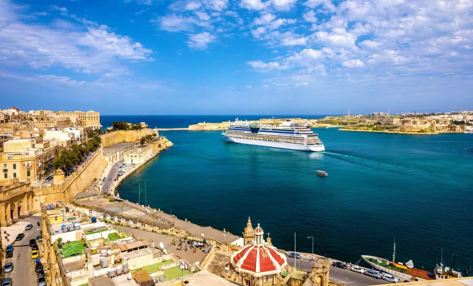 Boat in Valletta