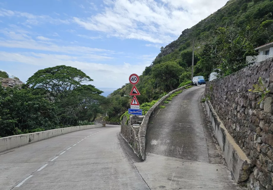 Road to Saba