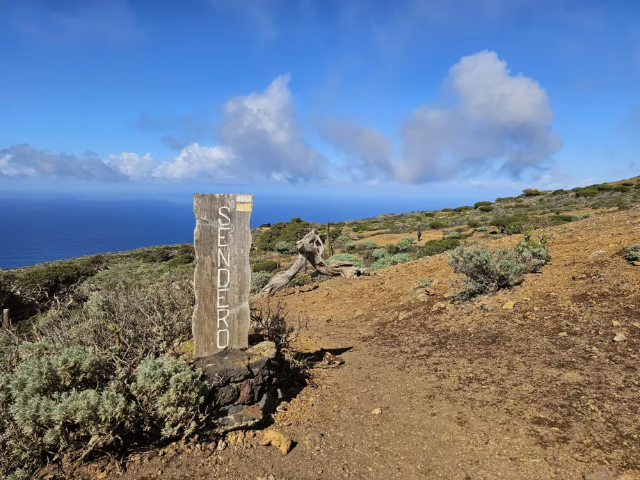 El Sabinar hiking trail