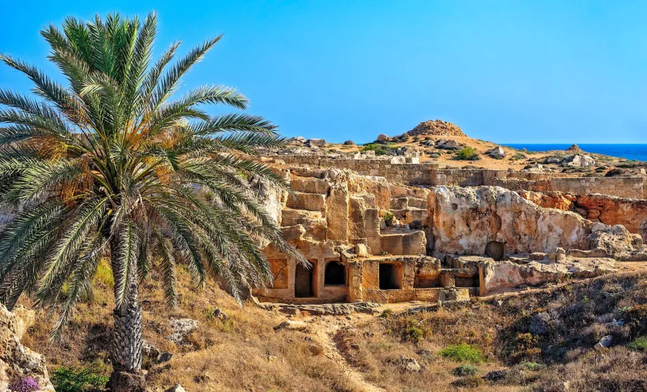 Tombs from the Kings