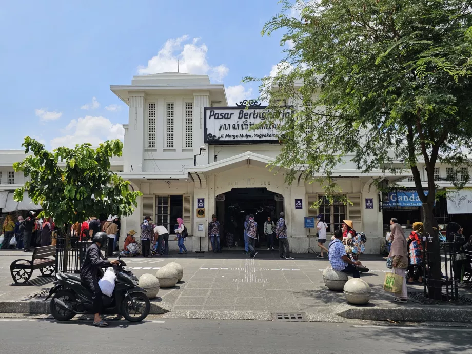 Berginharjo market