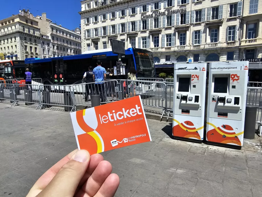 Ticket for public transport in Marseille and vending machines