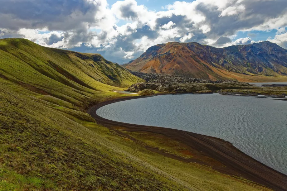 Landmannalaugar lake