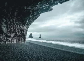 Hálsanefshellir Cave