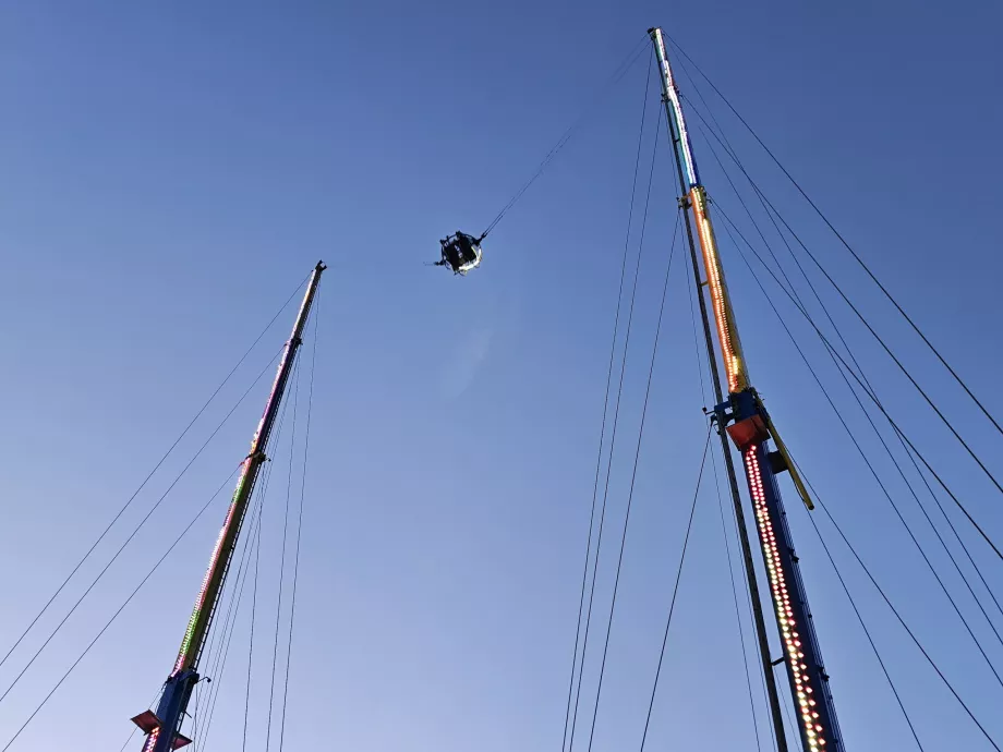 Reverse bungee jumping