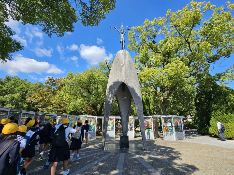 Children's monument