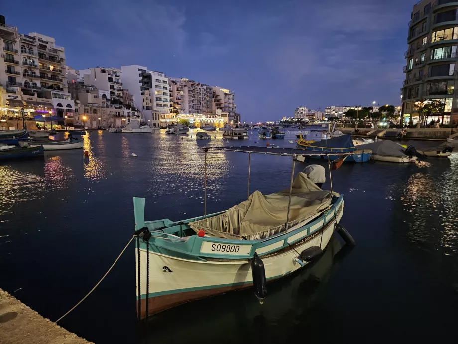 Spinola Bay