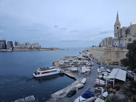 Ferry dock Valletta - Sliema