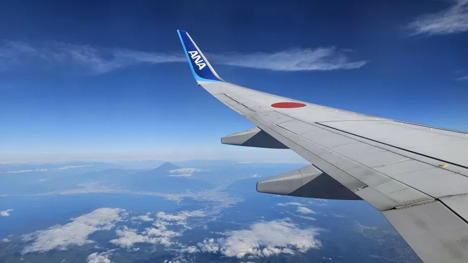 Flight Nagoya - Tokyo Haneda with Mount Fuji in the background