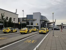 Taxi stand in front of Terminal 1