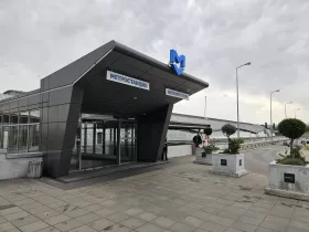 Metro station, Terminal 2
