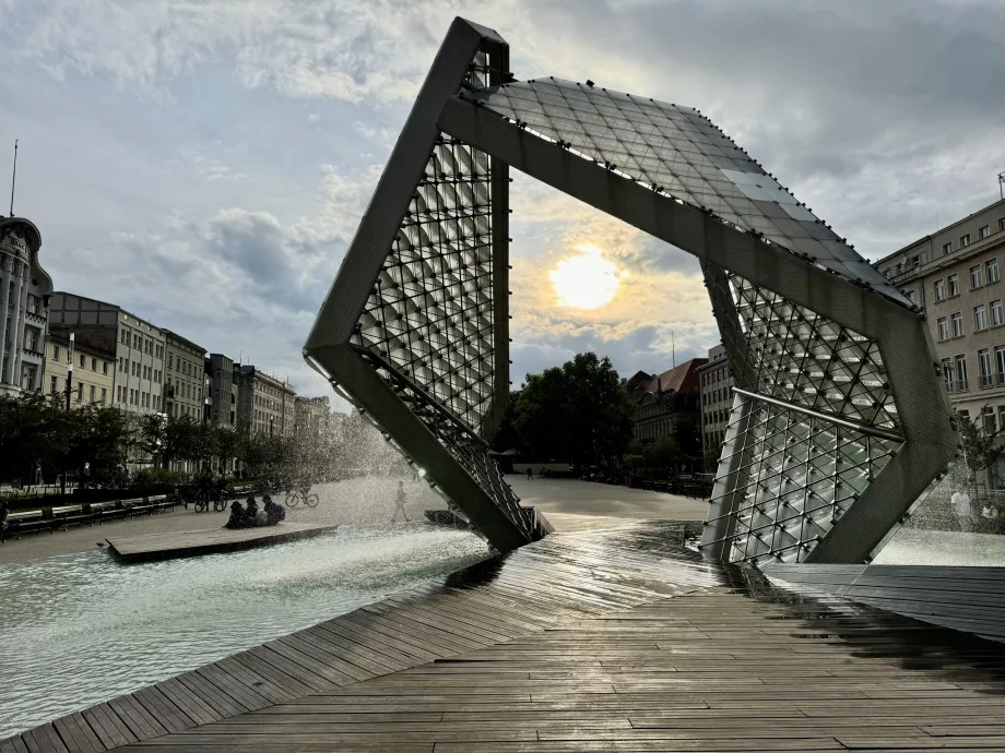 Liberty Square, Poznan