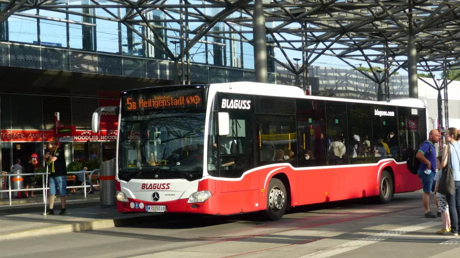 Bus in Vienna