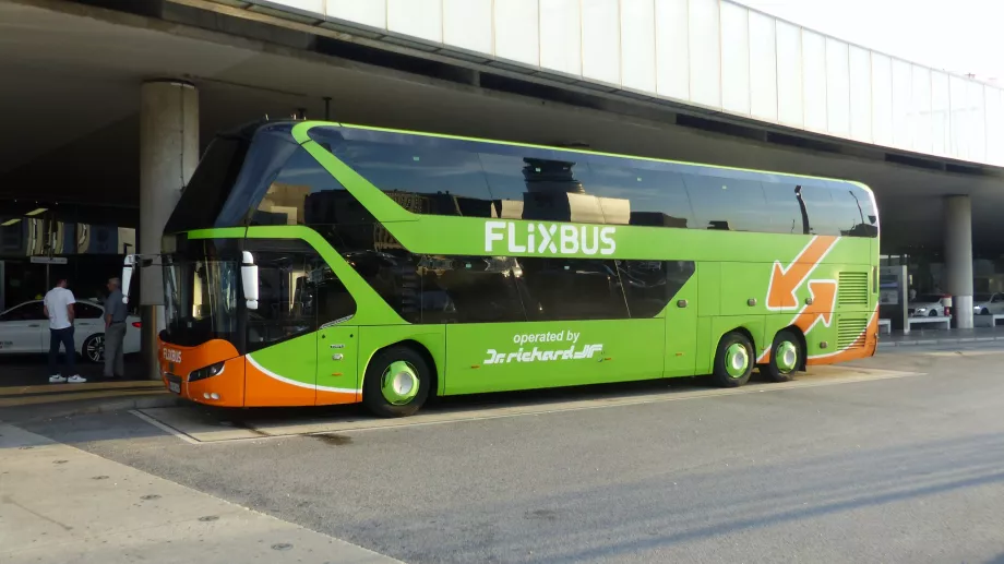 Flixbus at Vienna Airport