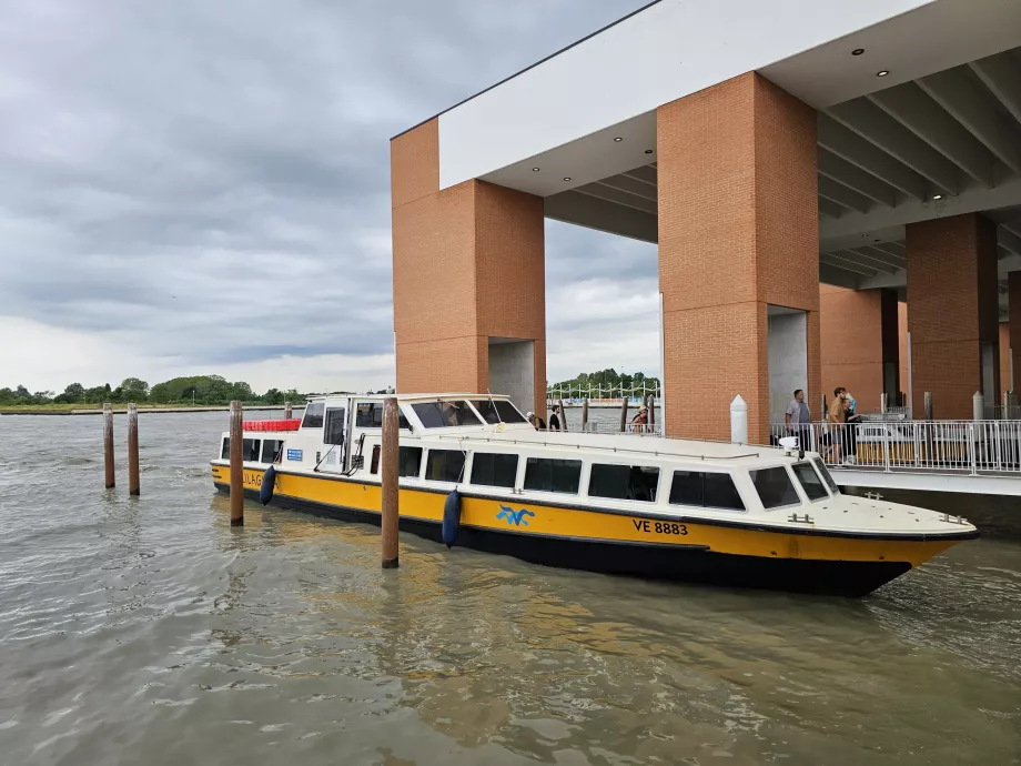 Alilaguna ship at the airport