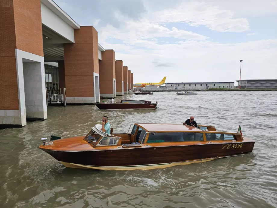 The dock at the airport